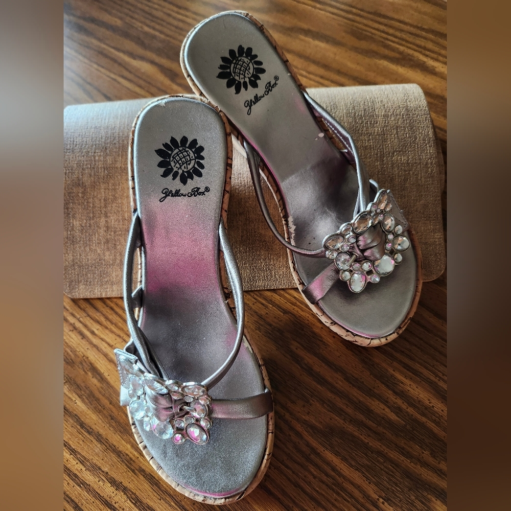 Yellow Box Silver/Pewter Sandals - Picture 1 of 7
